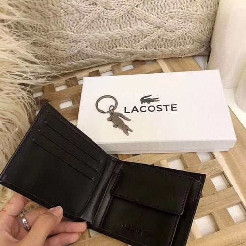 طقم محفظة مع ميدالية من لاكوست