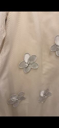 J27 اللون الجديد بالصور ، القديم غير متوفر