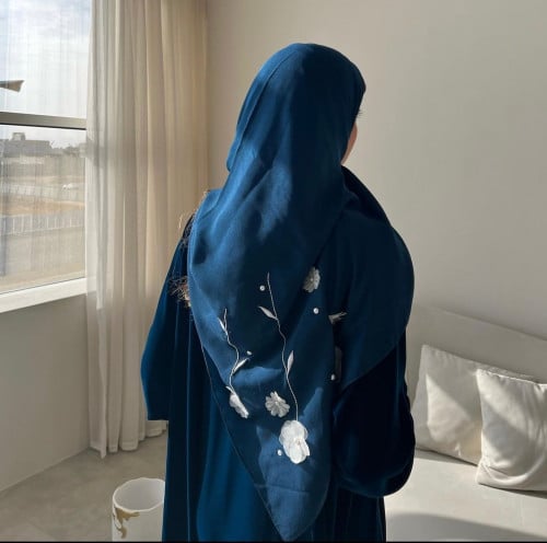 Q153 “ اللون في الصور غير متوفر “