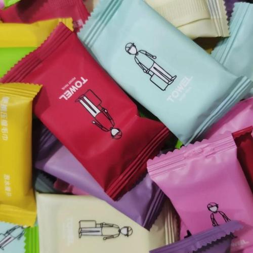 مناديل معطرة طباعة مخصصة