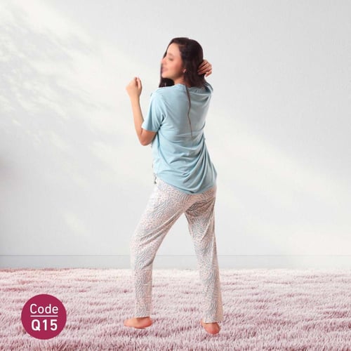 بيجامة نسائية قطنية بطبعة LOVE