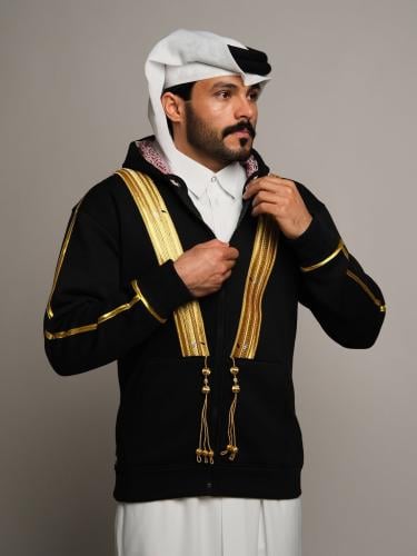 جاكيت البشت بطابع تراثي