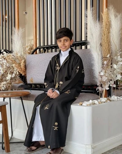 دقله اليوم الوطني لون اسود