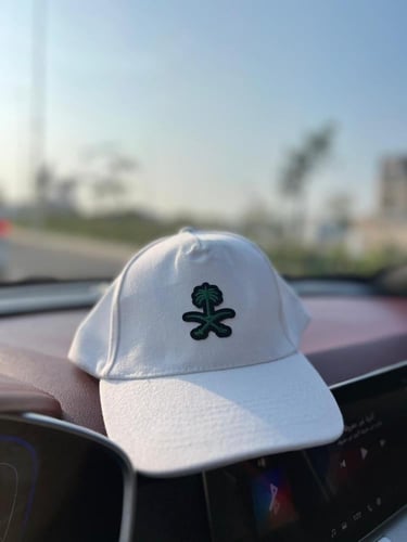 كاب بشعار المملكة العربية السعودية