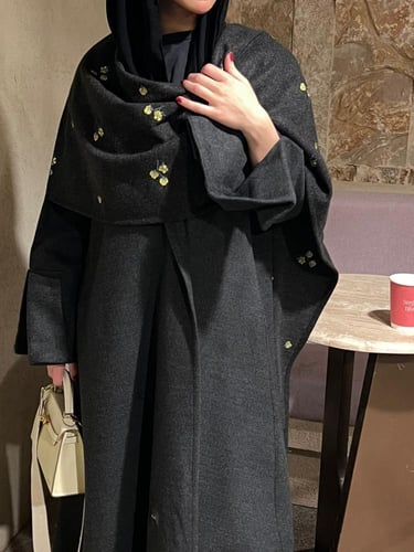 عبايه شتوي بشت