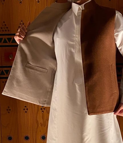 سديري جوخ دبل فيس رمادي + بني