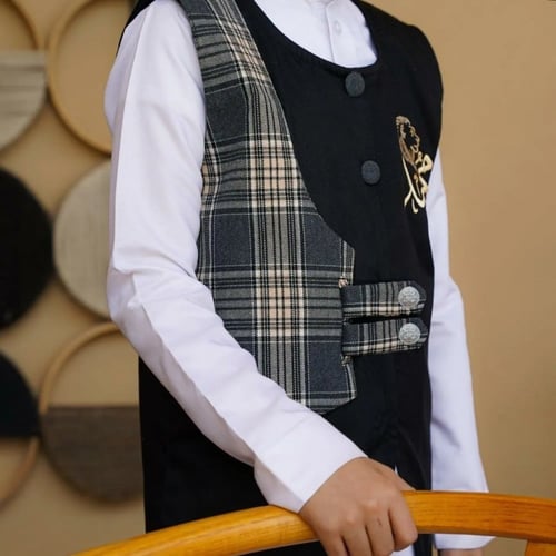 سديري كاروهات لون اسود