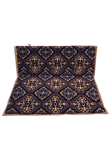 تكاية نفرين أندلسي ملون