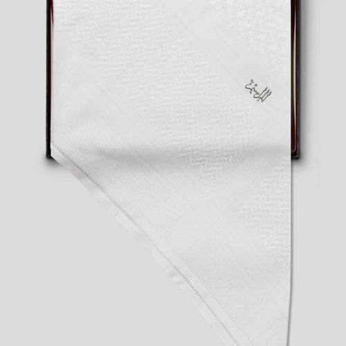 شماغ المراسيم ابيض كلاسيك 2025