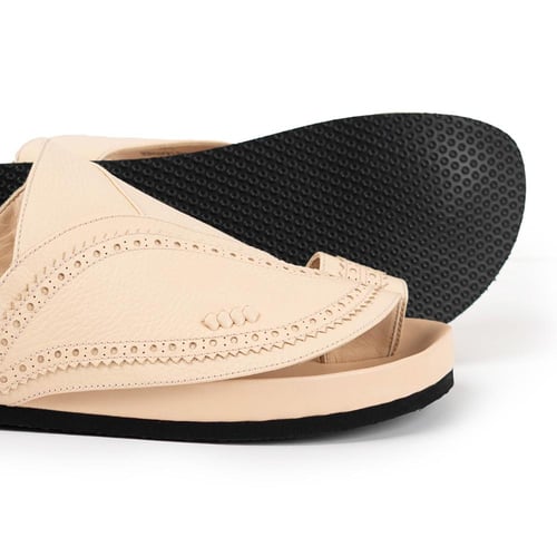 نعال نقوة غرناطة بيج