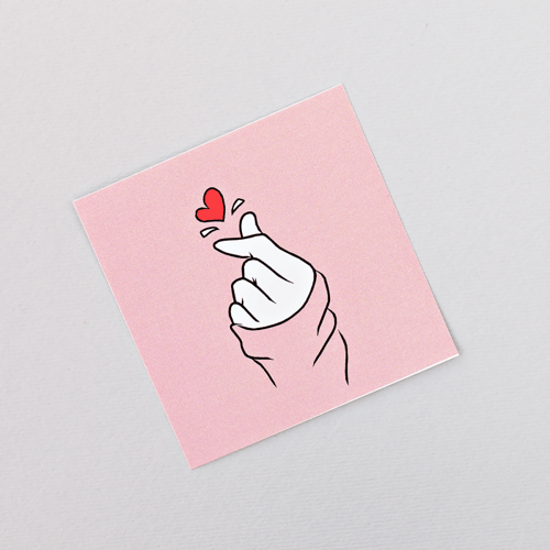 ملصق قلب كوري