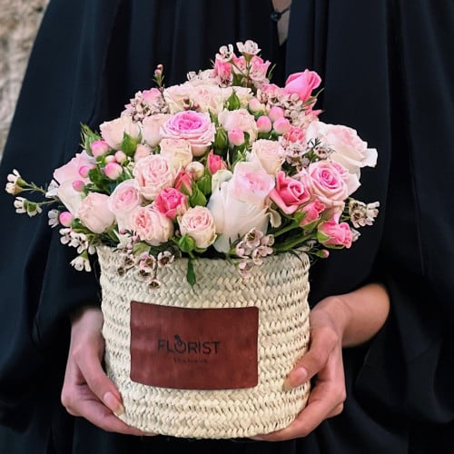 سلة ورد Handmade