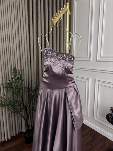 فستان لمياء