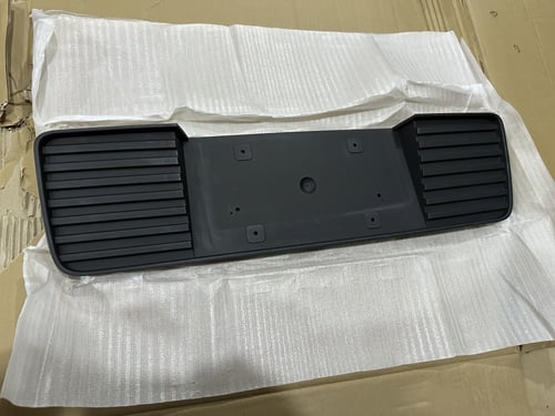 قاعد لوحه خلفيه واماميه موستنق 13-14