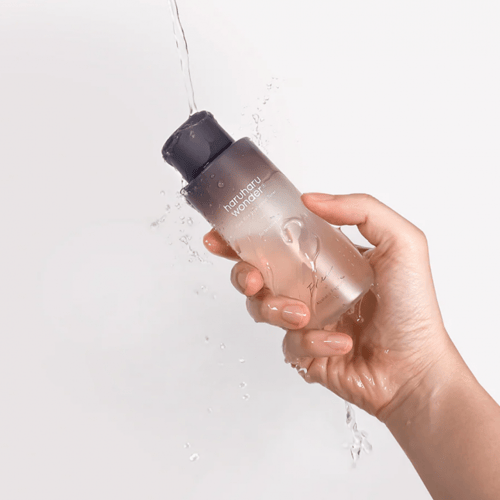 تونر الهيالورونيك بلاك رايس للبشرة الحساسة من هارو...