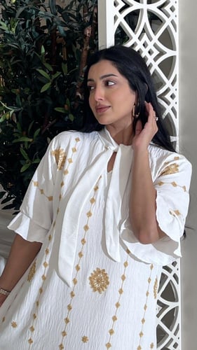 دراعه رمضانية بيضاء حرير مغسول مكرمش مطرزة بخيوط ا...