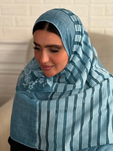 طرحة تركواز اخضر لينن خفيفه وباردة مطرزة بالخيوط ر...