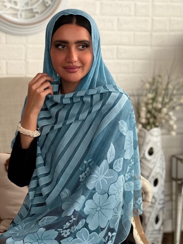 طرحة تركواز اخضر لينن خفيفه وباردة مطرزة بالخيوط ر...