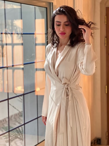 فستان حرير اوف وايت مرد رقم 16