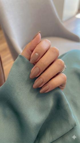 مناكير لون لحمي رقم 25