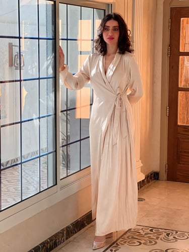 فستان حرير اوف وايت مرد رقم 16