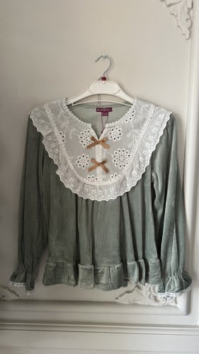 بجامة الأميرات شتوية مخمل أنيقة