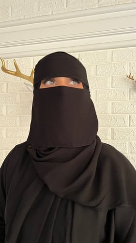 نقاب دار نجود قصير