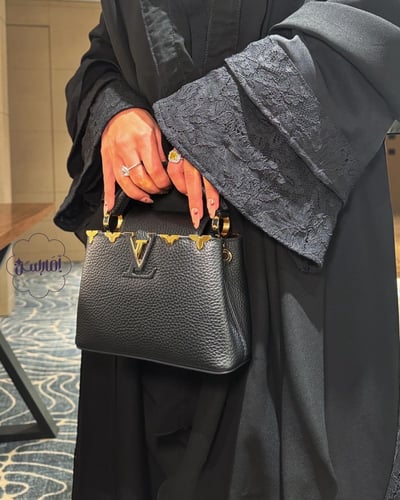 دانتيلا اسود