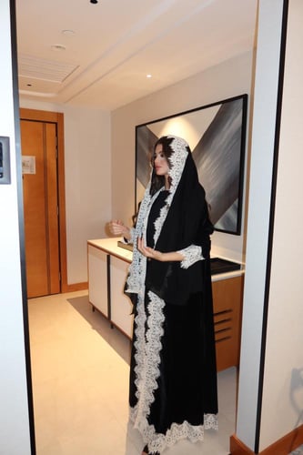 وايت سوان كريب ملكي صيفي