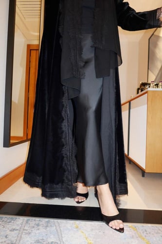 بلاك سوان قماش صيفي