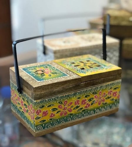 مبخره صندوق علاق خشبيه هنديه منقشه