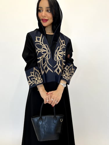 عباية ملكية