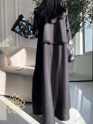 عباية زهره الزمرد