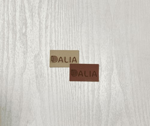 (500) لوقو جلد اسماء حسب الطلب