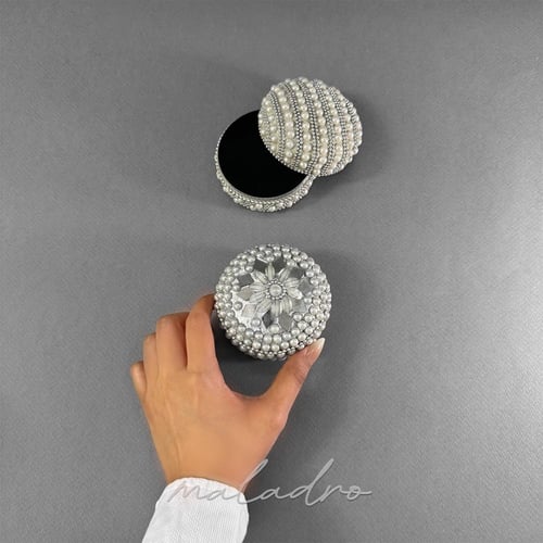 صندوق لؤلؤ و كريستال