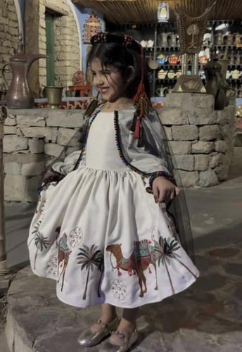 فستان بناتي يوم التاسيس