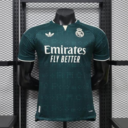 تيشيرت ريال مدريد الاحتياطي 2026-2027