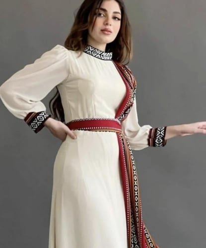 جلابية يوم التاسيس ابيض