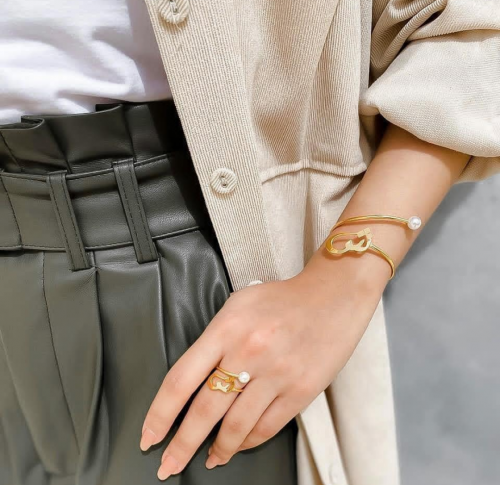 اسواره وخاتم الحرف مع كرستال