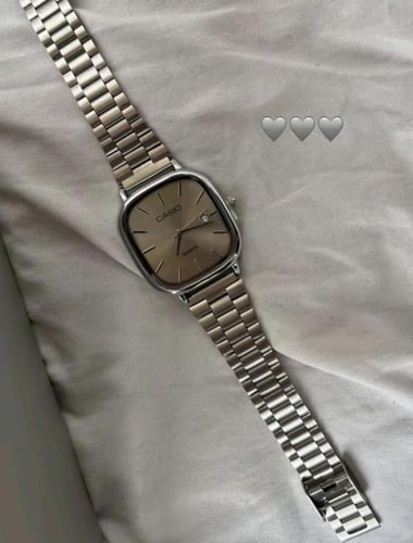 ساعة كاسيو LTP - رسمة عيون او ابتسامة