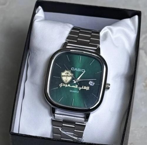 ساعة كاسيو بتصميم شعار الأهلي