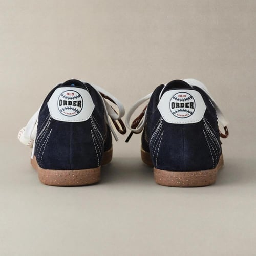 حذا أولد أوردر ون ويك دارك نيفي