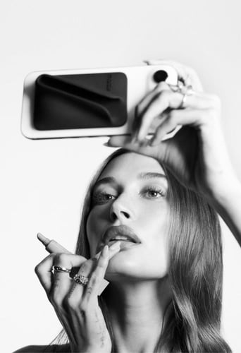 snap-on lip case-براند هايلي بيبرر رود