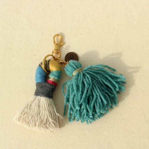 فيه منها ألوان .. رقم المنتج 160