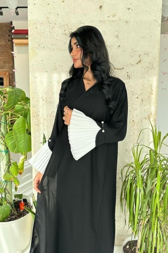 عباية عالية