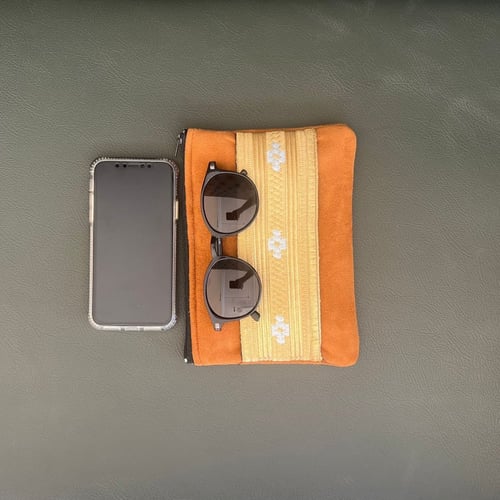 بوك باوتش البشت Pouch Bisht