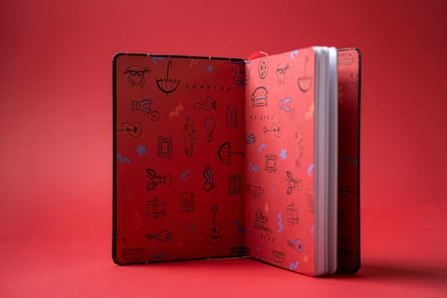 دفتر بشعار فرندز اسود