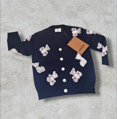 جاكيت شتوي باللون الاسود