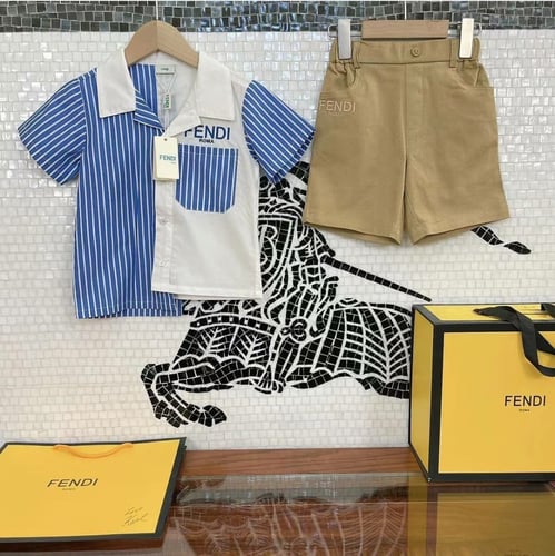 طقم ولادي من قطعتين