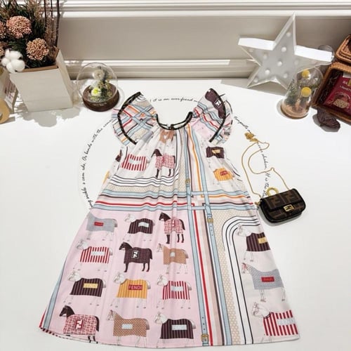 فستان بناتي ناعم صيفي